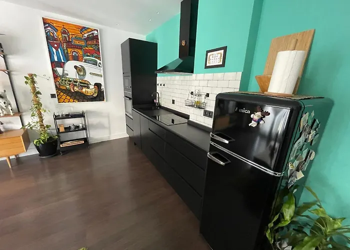 Charming With Private Terrace,heart Of Málaga
