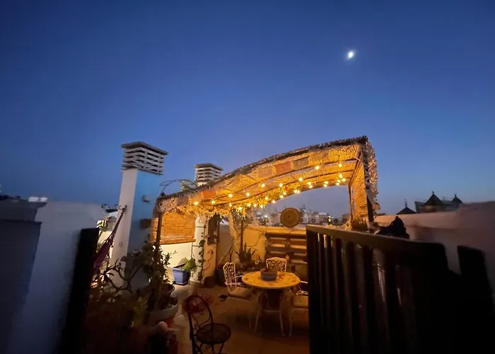 Lejlighed Charming With Private Terrace,heart Of